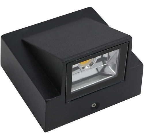 Aplique Exterior Jardin Con Led Integrado 3w Luz Metal Negro