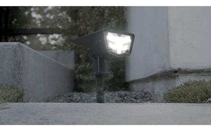 Foco estaca para jardín luz LED con panel solar