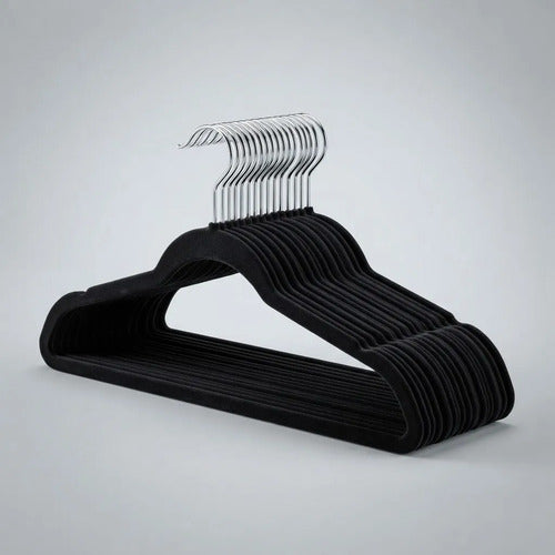 Set 20 Perchas Para Ropa De Terciopelo Antideslizantes Negro